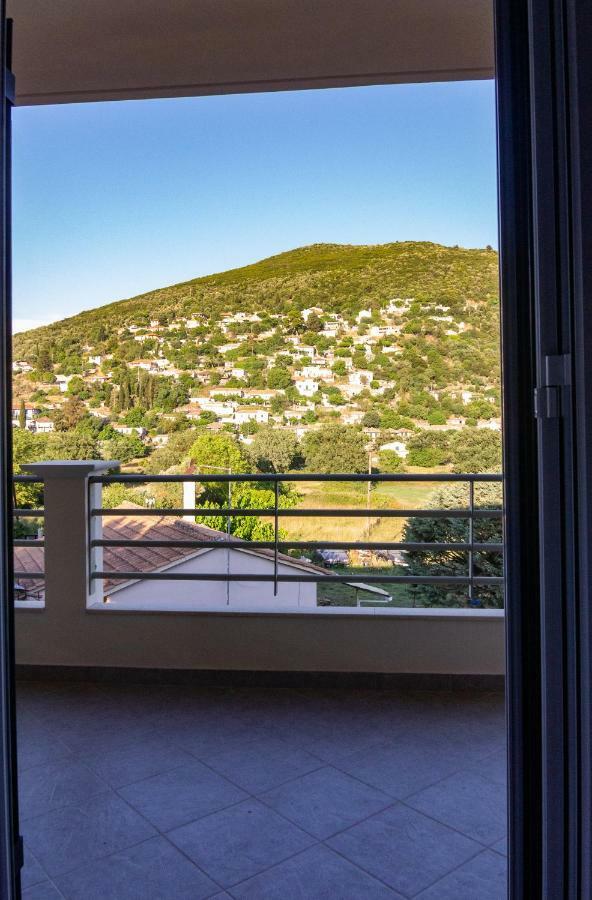 Tsoutsis Apartments Marantochori Exterior foto