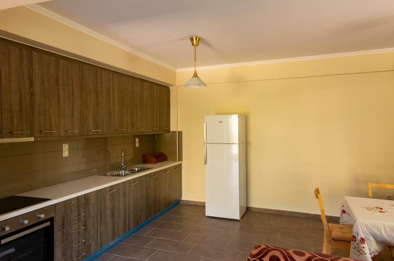 Tsoutsis Apartments Marantochori Exterior foto